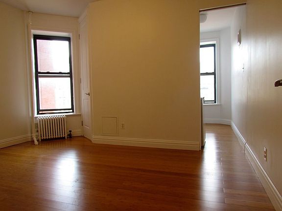 5th image of 169 Sullivan St APT 15