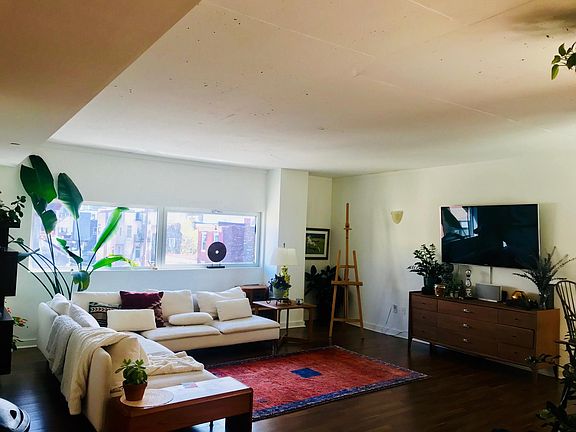 2nd image of 212 Brown St APT 3C