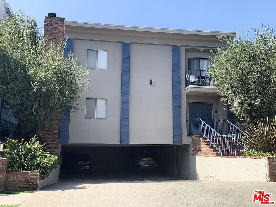 2 bed, 2.0 bath, 1000 sqft, $3,695 — Photo 1