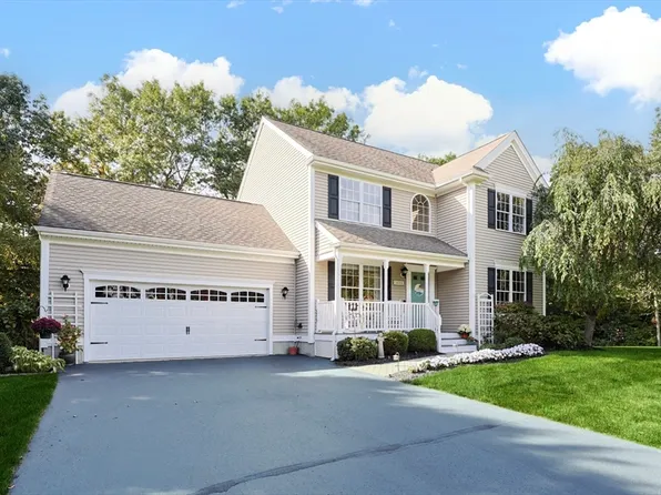 2660 Courtlyn Rd, Dighton, MA 02715