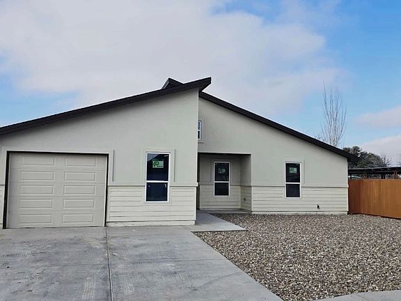 2nd image of 1011 N Carol Ave