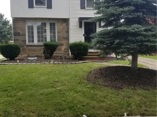 16220 Invermere Ave, Cleveland, OH 44128