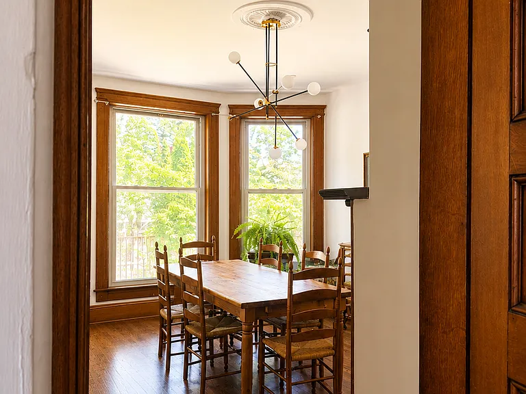 4 Morgan Ave — Photo 17
