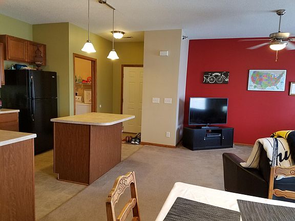 2nd image of 1815 SW White Birch Cir Unit 15