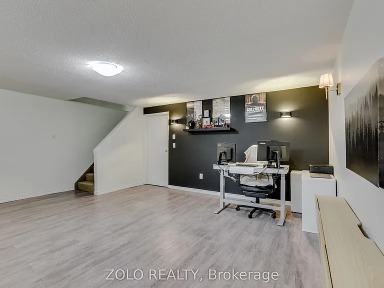626 Wharncliffe Rd S #24 — Photo 28