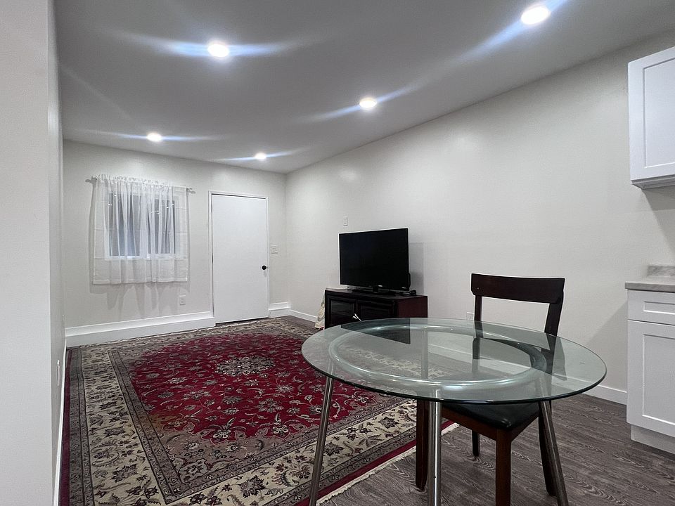 1st image of 1367 W 12th St #B
