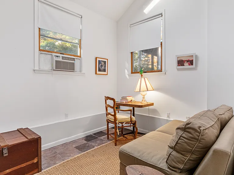 5 Peconic Bay Ave — Photo 8