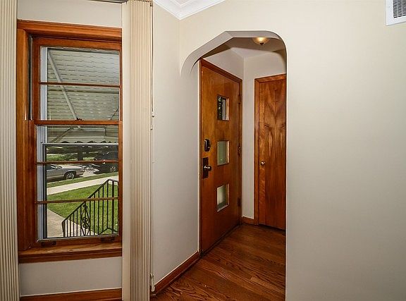 2nd image of 5826 N Medina Ave