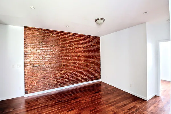 Rented by Abba Realty Associates INC | media 15