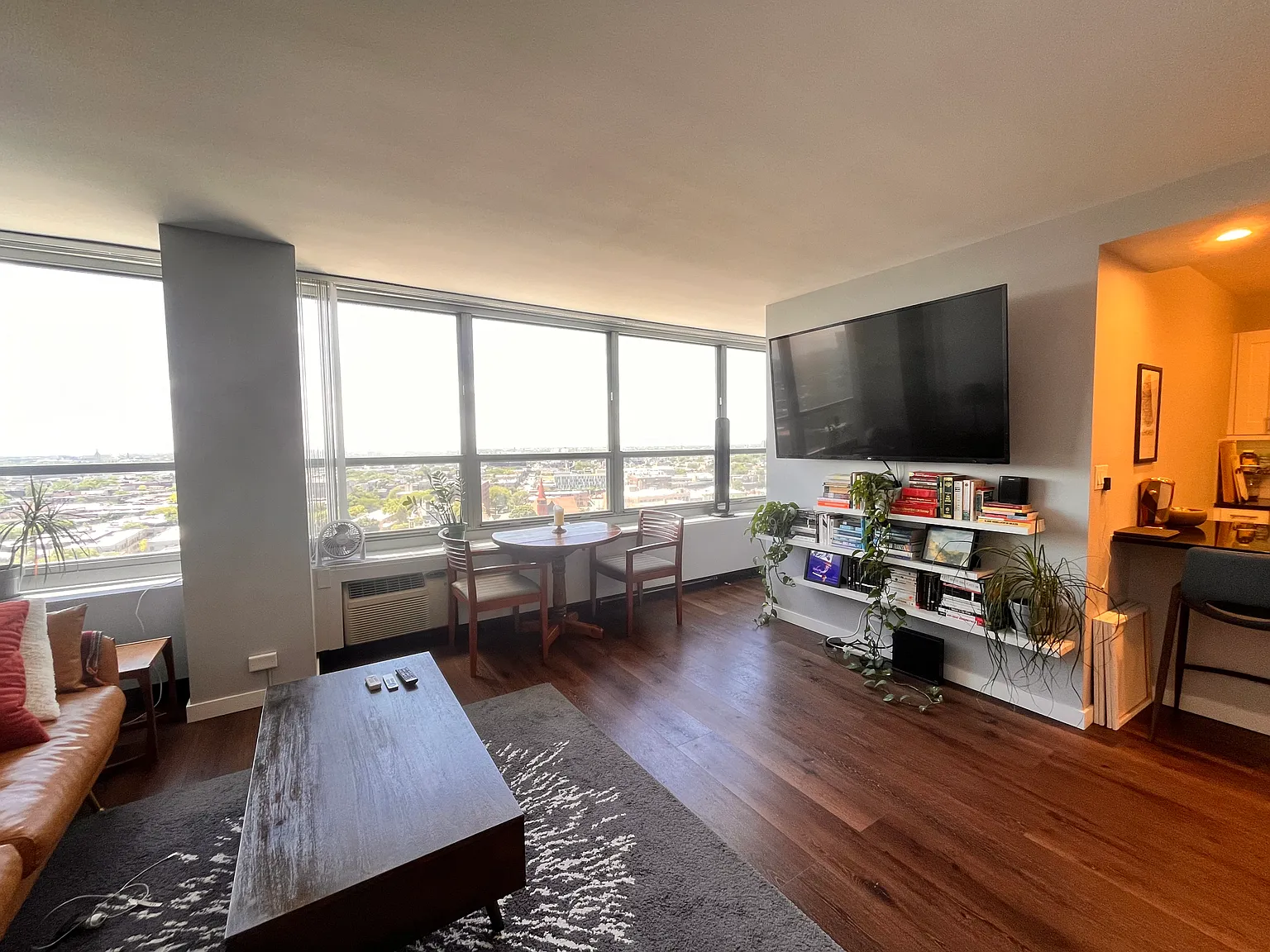 3550 N Lake Shore Dr — Photo 3