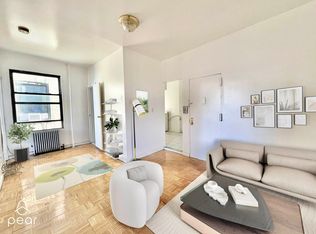 122 31st St APT 2F, Brooklyn, NY 11232