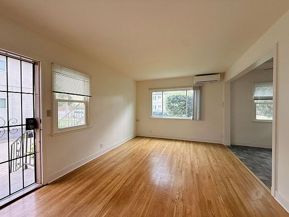 3rd image of 127 S Meridith Ave APT A