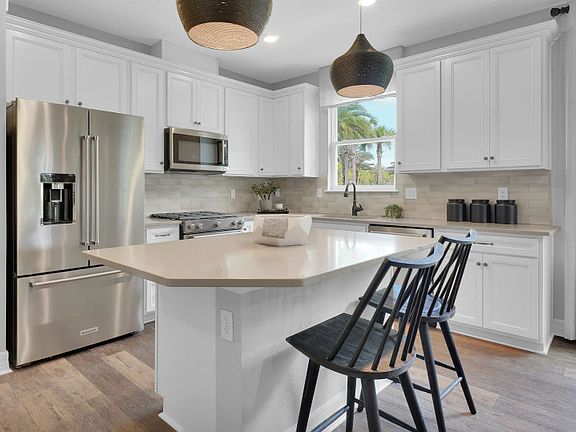 Ellenwood Kitchen Island