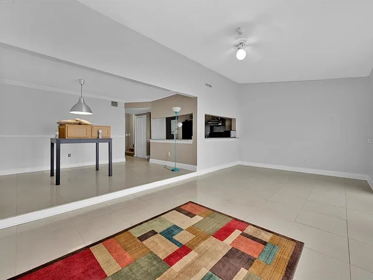 352 Caribbean Dr #MAIN — Photo 7