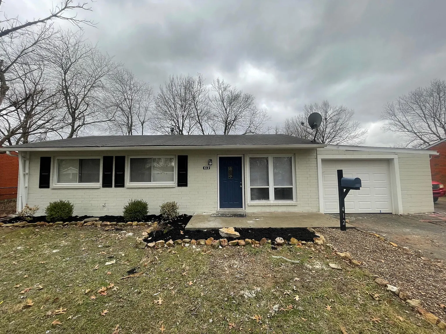 412 Mac Brae Rd photo 1