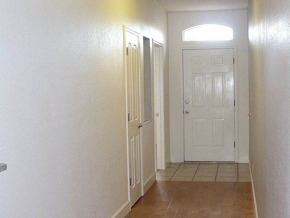 5th image of 6416 Monahiti Pl NE