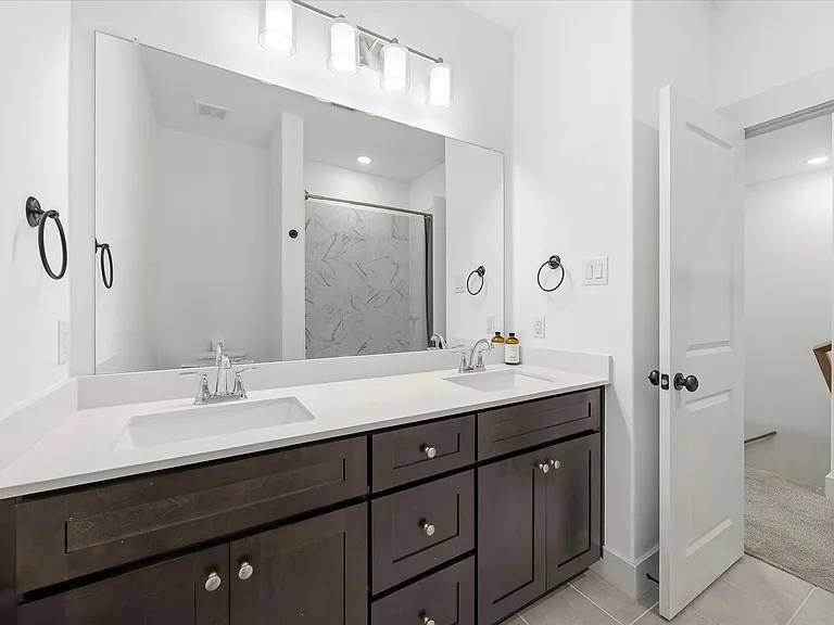818 Trace Hawk Ln — Photo 8
