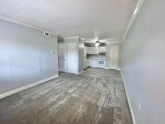 4th image of 315 Bream Ave Unit 203