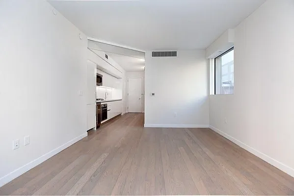 Rented by RELO REDAC INC. | media 12