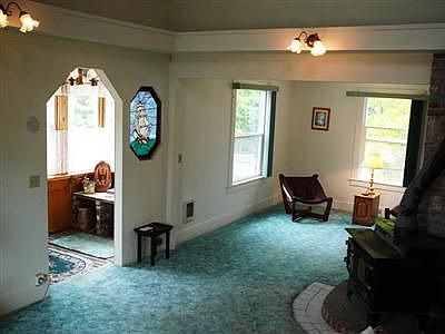 4th image of 22313 Pacific Way