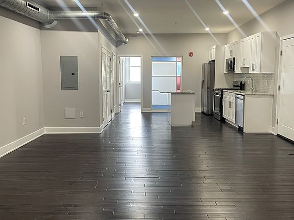 4th image of 929 Marlborough St #27A