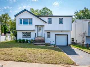 40 Brown Ave, Iselin, NJ 08830