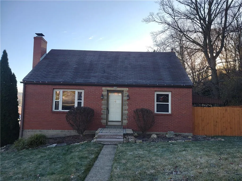 102 Sunrise Dr photo 1