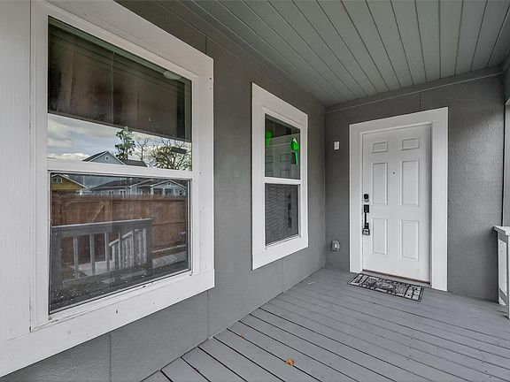 5th image of 4309 Beggs St