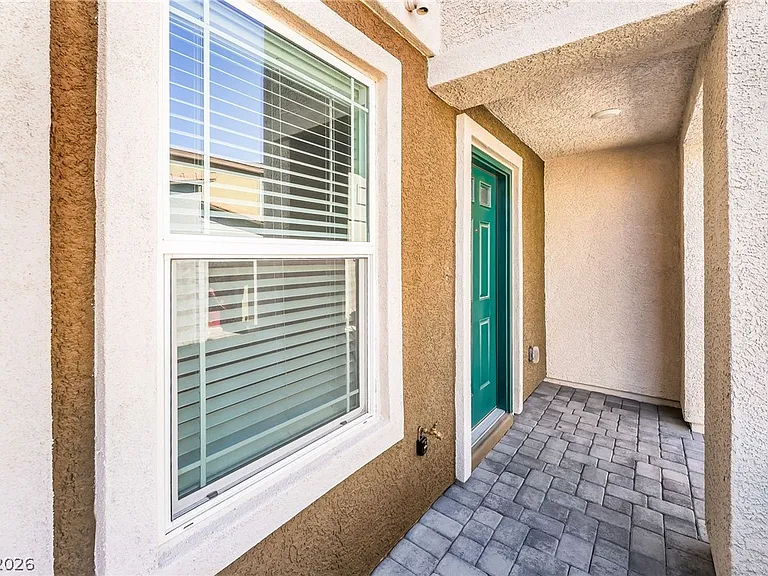 1903 Omaggio Vista St — Photo 3