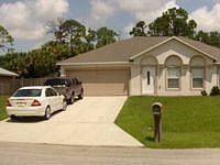 2nd image of 1501 SW Tiskilwa Ave