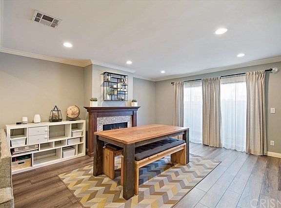 3rd image of 4919 Laurel Canyon Blvd APT 6