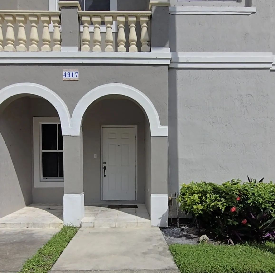 3 bed, 1502 sqft, $3,050 — Photo 1
