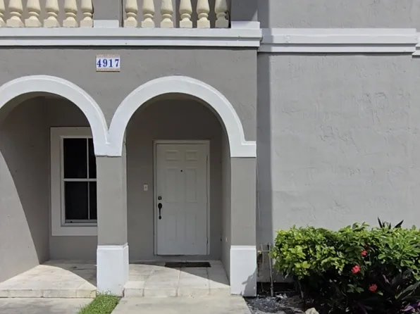 4917 SW 141st Ave #4, Hollywood, FL 33027