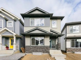 9530 Carson Bnd SW, Edmonton, AB T6W 5G7