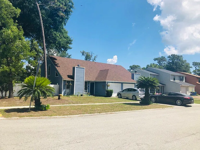 11445 Fort Caroline Lakes Dr N — Photo 19