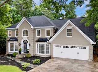 910 Kings Arms Way, Johns Creek, GA 30022