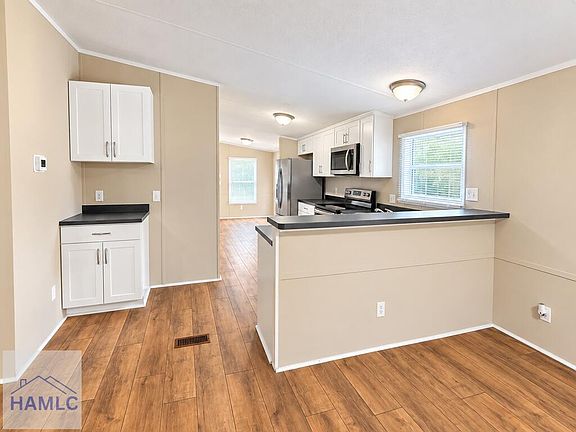 3rd image of 131 Stevens Rd