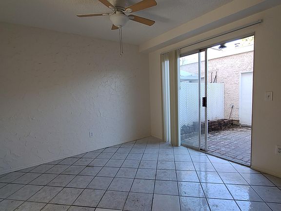 5th image of 4051 Badillo Cir APT B