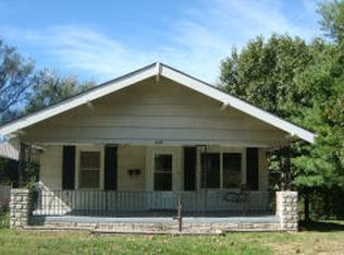 2514 S 22nd St, Saint Joseph, MO 64503
