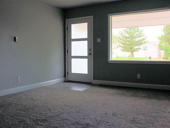 2nd image of 1021 N Beta St
