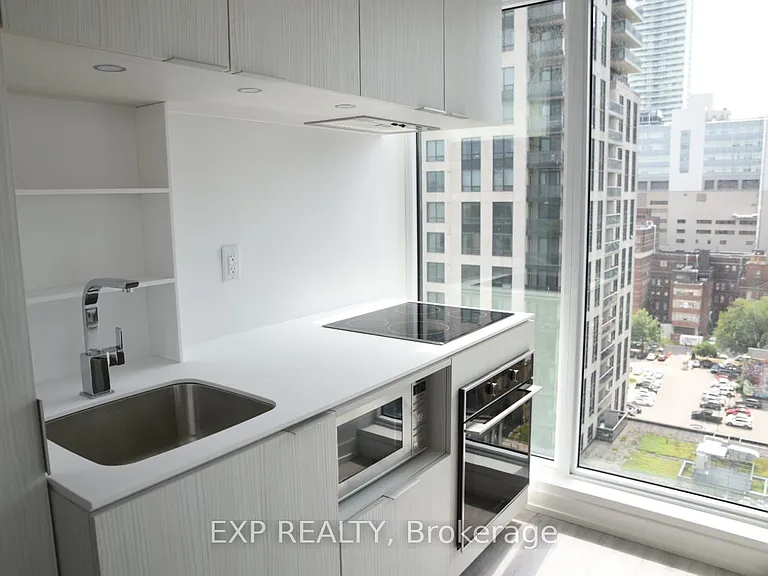 77 Shuter St #1813 — Photo 11