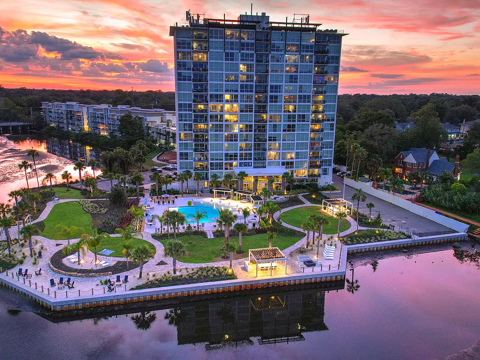 Rivervue Avondale