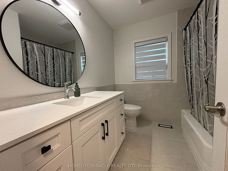 54 Hawman Ave #UPPER FLOOR — Photo 12