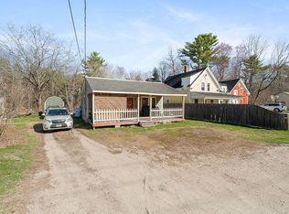 11 Baldwin Rd, Sebago, ME 04029