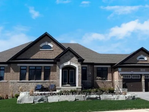 22 Stewart Cres, Simcoe, ON L0L 2N0