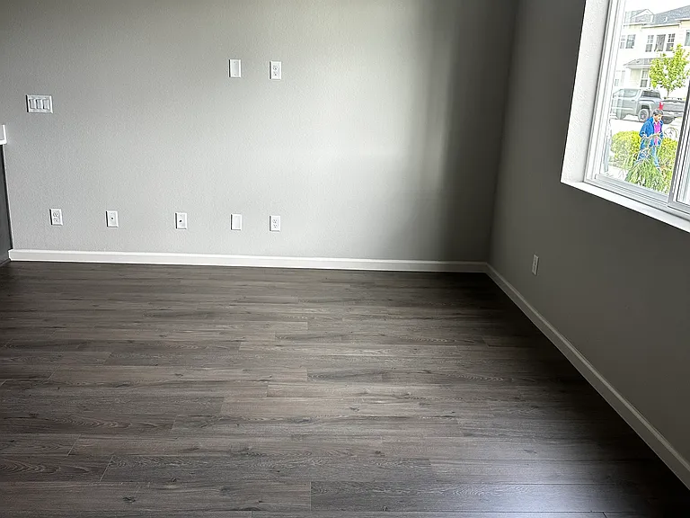 8063 SE Blanton St — Photo 2