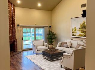 10827 Willowbrae Ave, Chatsworth, CA 91311