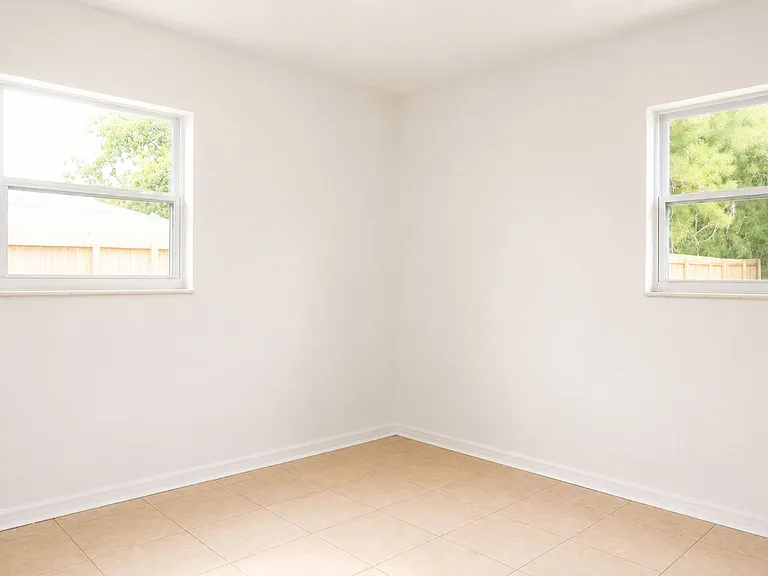 6013 Francis Dr — Photo 10