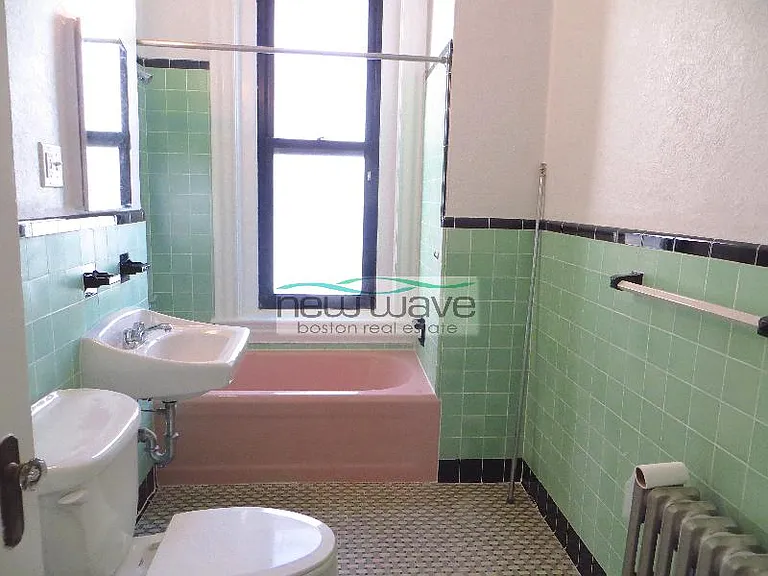 503 Beacon St #14 — Photo 2