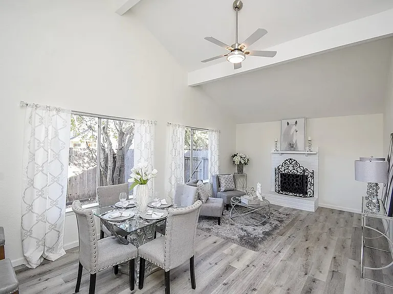 10010 Tahoka Ln — Photo 7